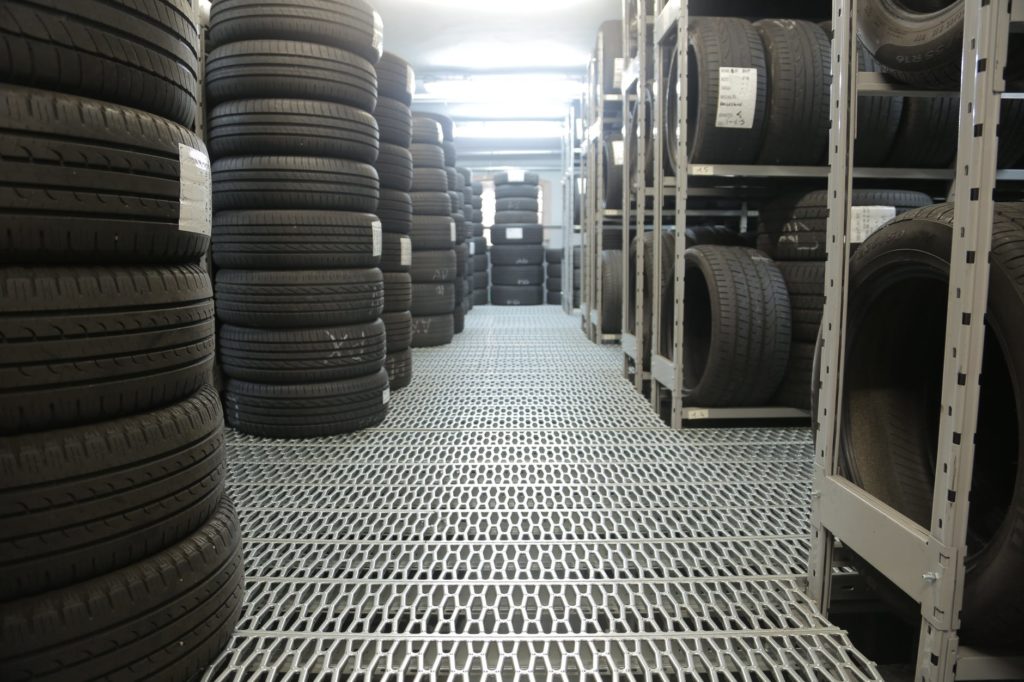 Find the Right Tyres for Your Vehicle at Gardner & Wake