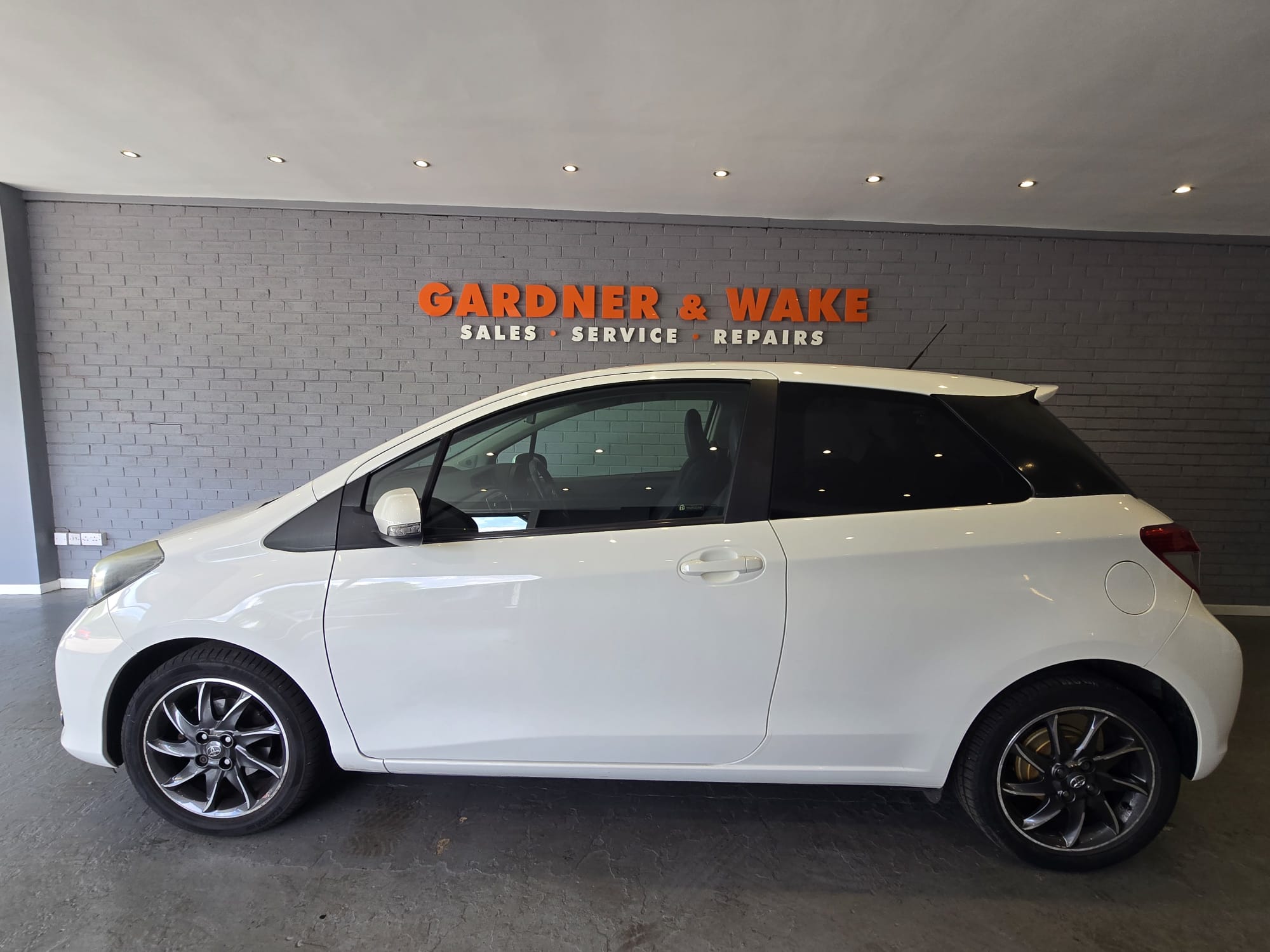 62 Reg Toyota Yaris Special Edition VVTi Trend